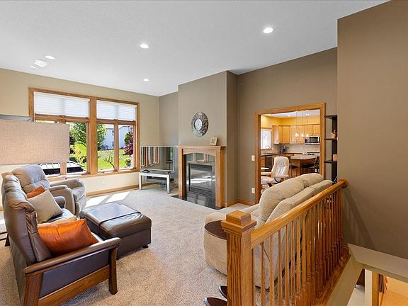 5th image of 5236 Southern Ridge Ln SW