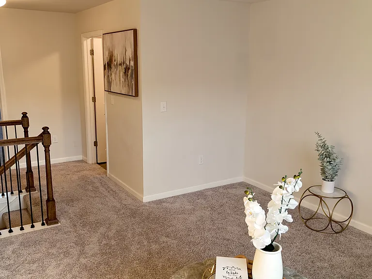 828 Royal Red Ct — Photo 25