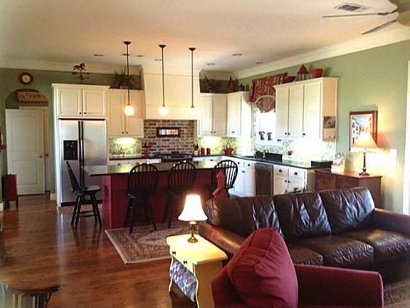 4th image of 53 Trailridge Dr
