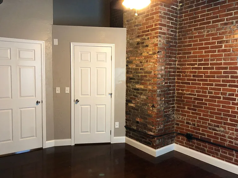City View Lofts — Photo 8