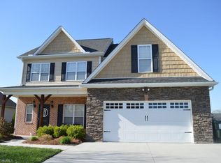 1735 Castle Peak Dr, Rural Hall, NC 27045