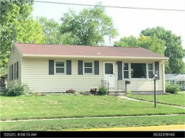 3803 Ontario St, Ames, IA 50014