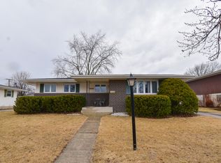 19358 Wildwood Ave, Lansing, IL