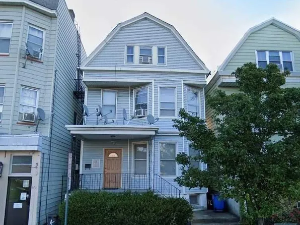 370 Kearny Ave, Kearny, NJ 07032