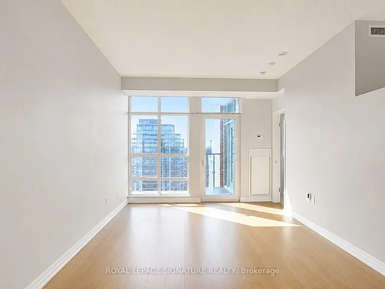 125 Western Battery Rd #2609 — Photo 9