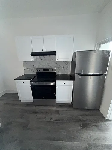 25 Riverview Pl #2L Photo 1