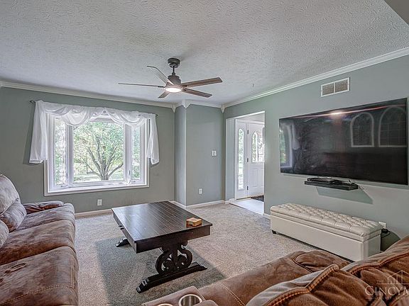 5th image of 20972 Bellemeade Dr