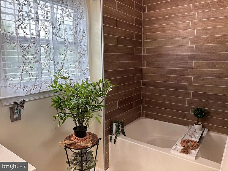 476 W Harvest Ln — Photo 31