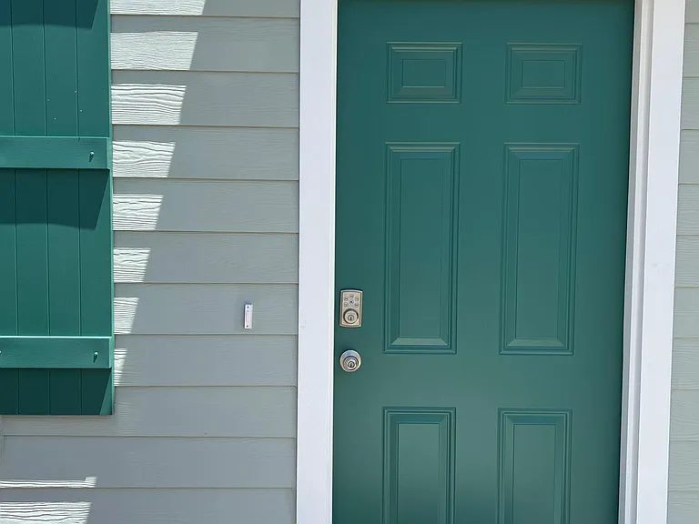 944 Rotary Rd — Photo 1