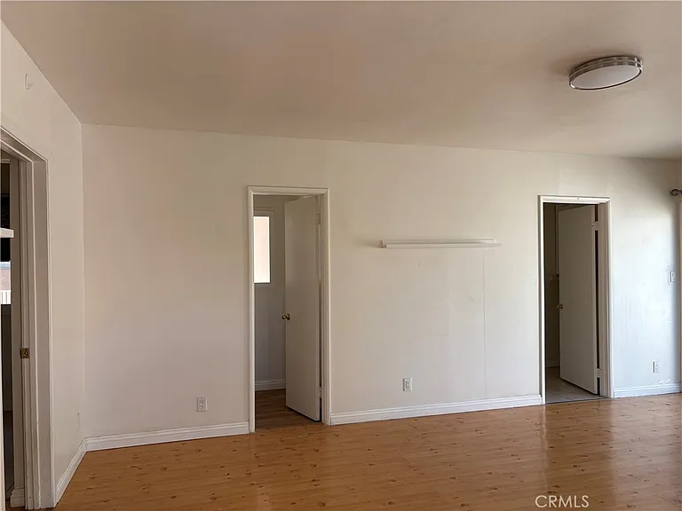 806 S Chapel Ave — Photo 6