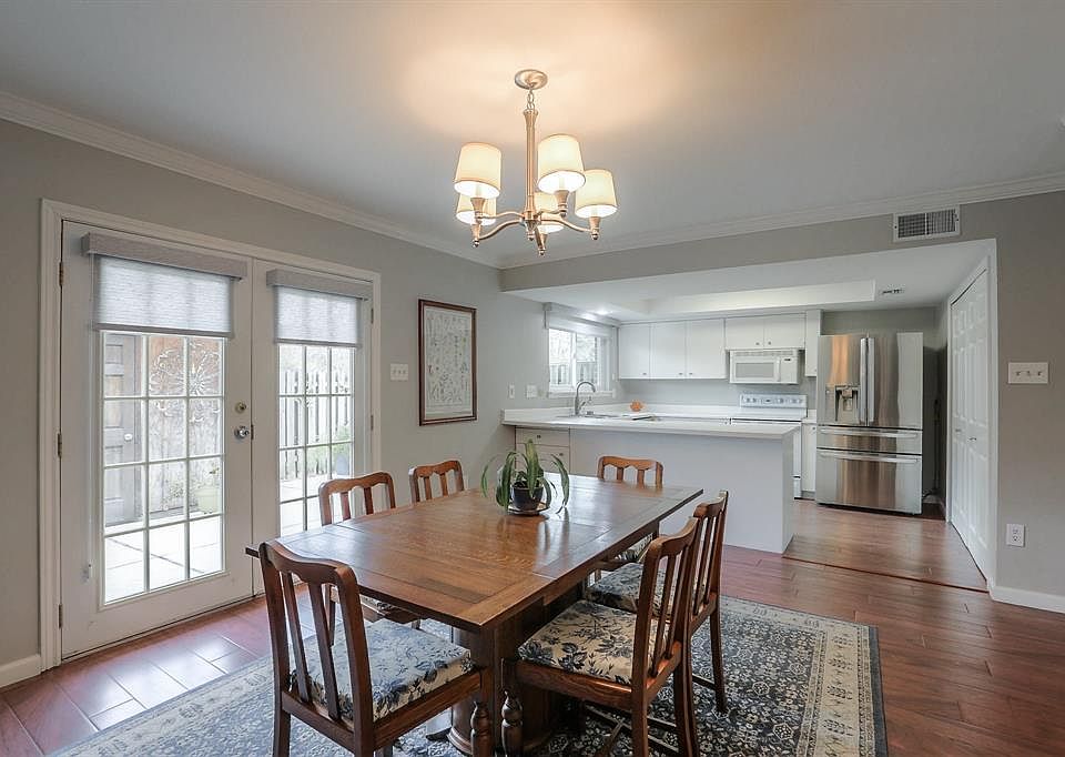 1st image of 2328 Triway Ln #140
