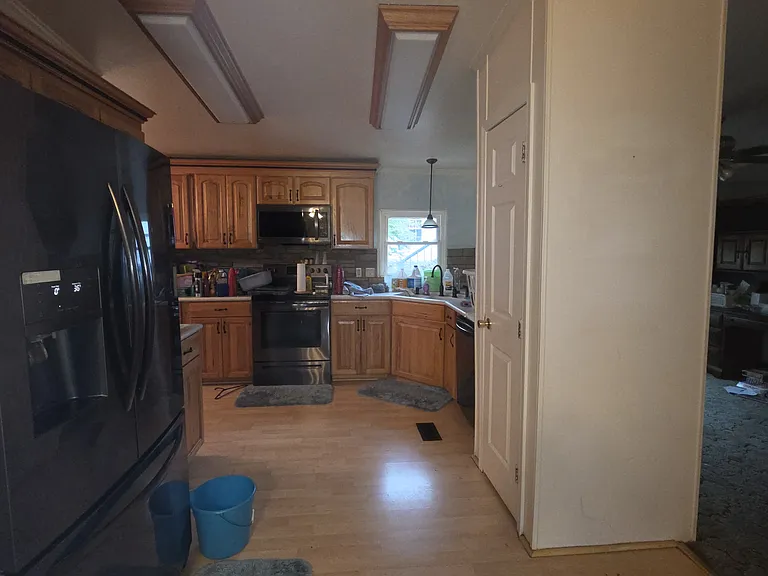 187 Lynnwood Cir — Photo 15