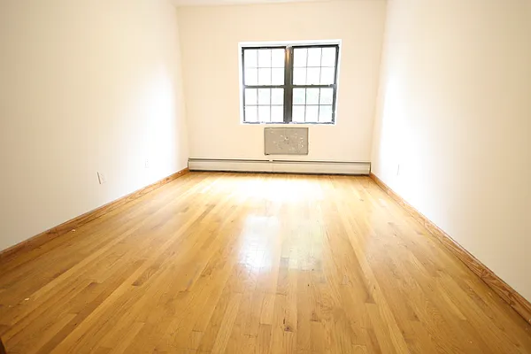 Rented by Rental Solutions Inc | media 15