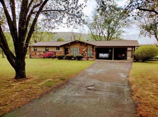 403 S Bayou Dr, Mountain View, AR 72560