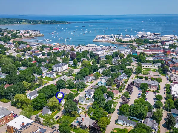 39 Grove Street, Rockland, ME 04841