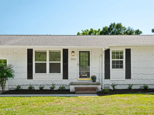 3521 Middle Sound Loop Road, Wilmington, NC 28411