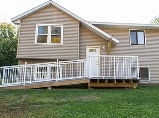 1200 N 6th St, Clear Lake, IA 50428