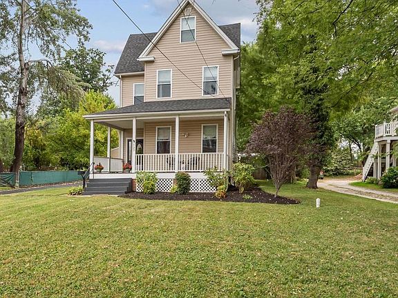 2nd image of 127 Bloomsbury Ave
