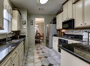 716 Somerset St, Conroe, TX 77302