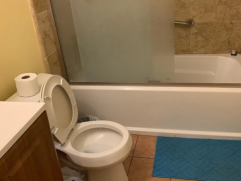 2548 Mayflower Ave #B — Photo 11