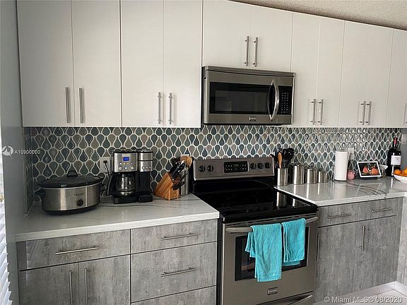 4th image of 17436 SW 20th St #17436