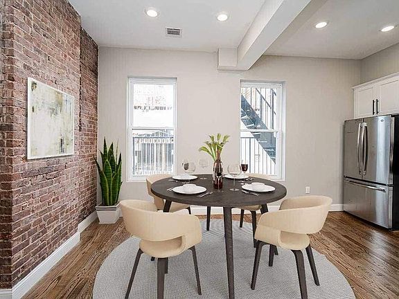5th image of 165 Monticello Ave Floor 1