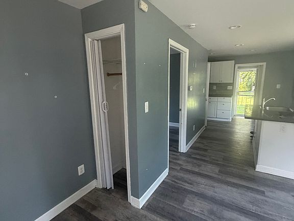 3rd image of 22050 Pleasant Ave #1