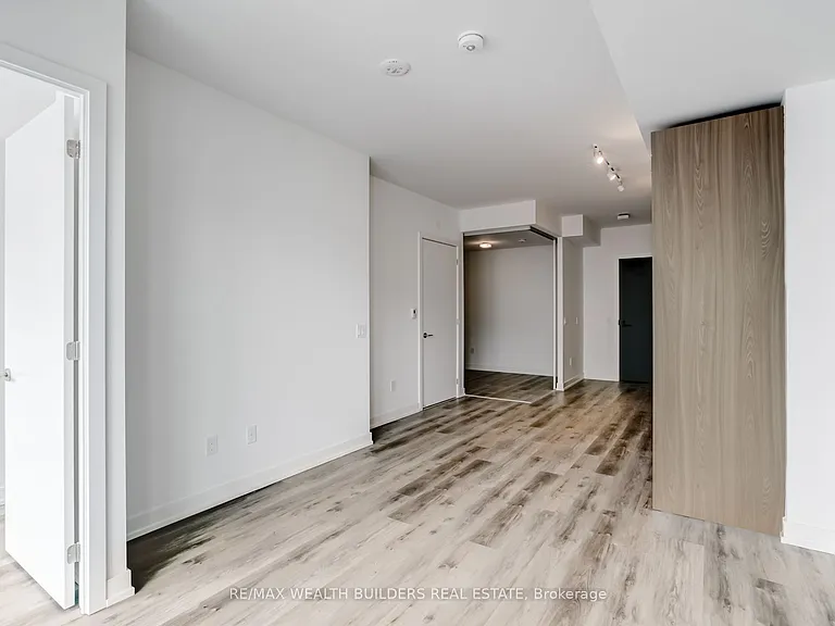 28 Eastern Ave #323 — Photo 10