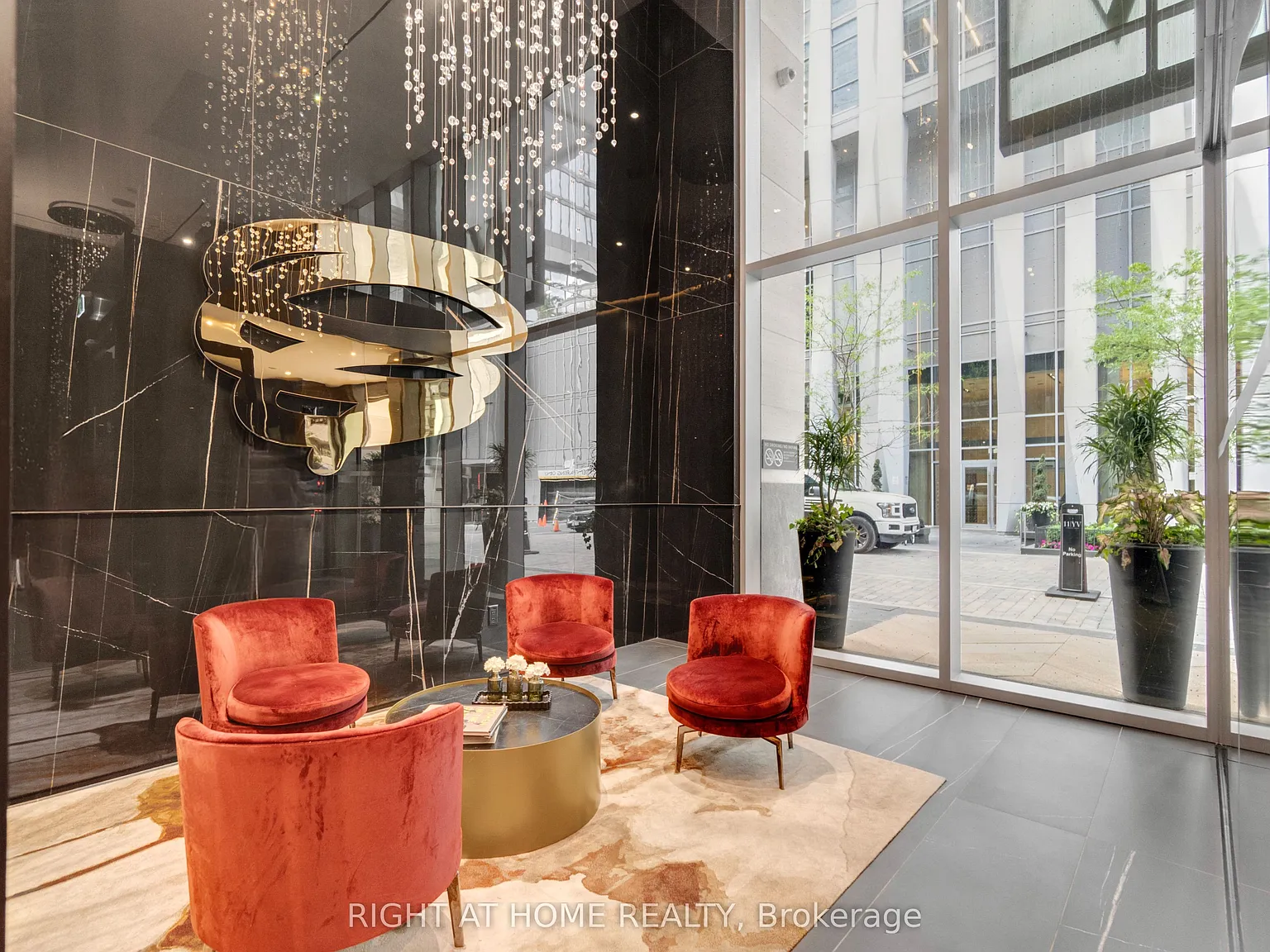 1 bed, $3,400 — Photo 4