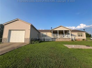 1561 Destiny Rd, Leon, WV 25123