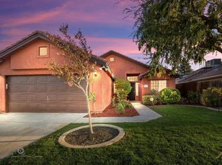 8717 River Springs Ct, Bakersfield, CA 93312
