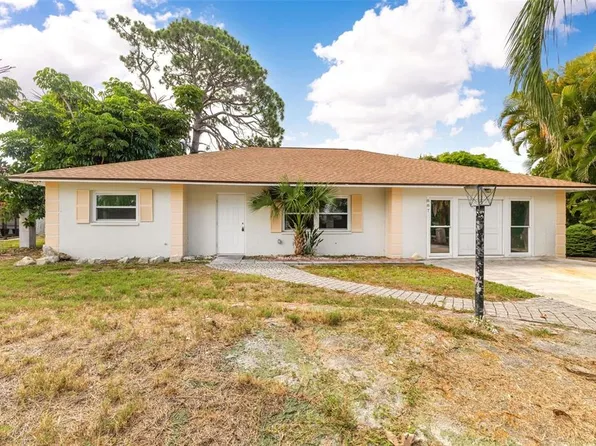 887 Leeward Rd, Venice, FL 34293