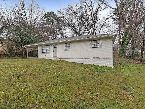 2nd image of 1831 Marvin Cir SE