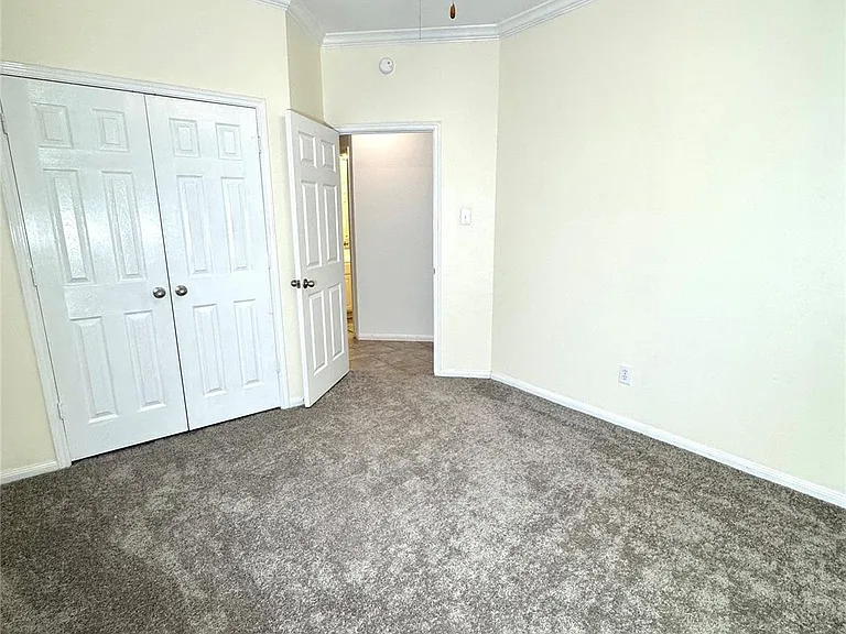 2827 Fair Chase Dr — Photo 32
