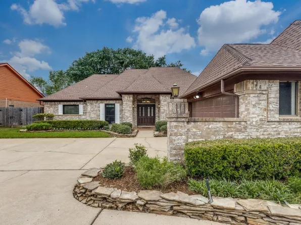 2439 Hodges Bend Cir, Sugar Land, TX 77479
