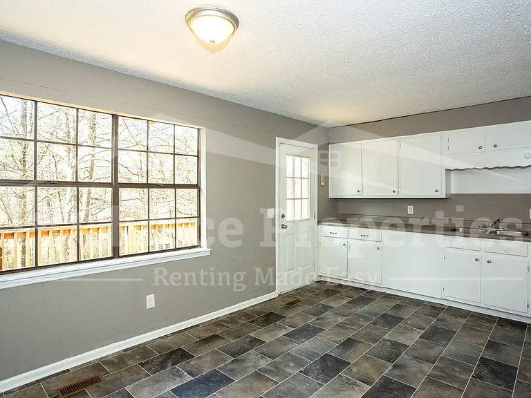 118 Fox Hollies Blvd — Photo 28