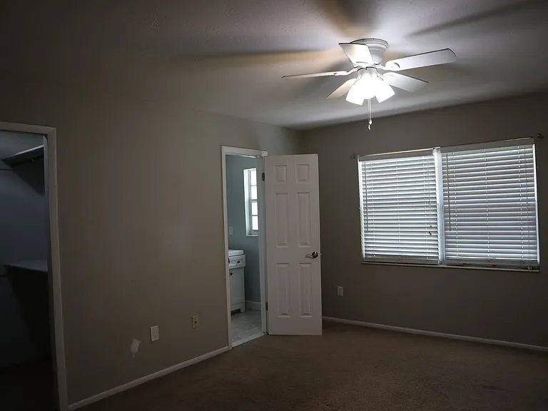 1582 Lavilla St — Photo 14