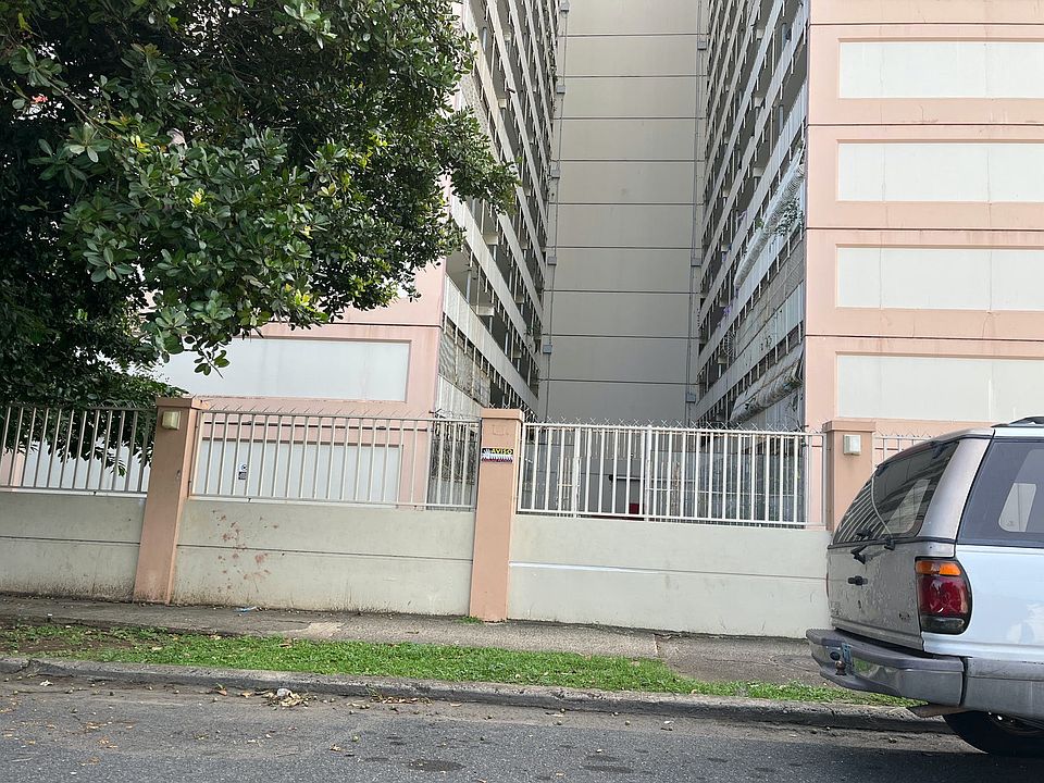 2nd image of Cond Madrid Plz APT 207