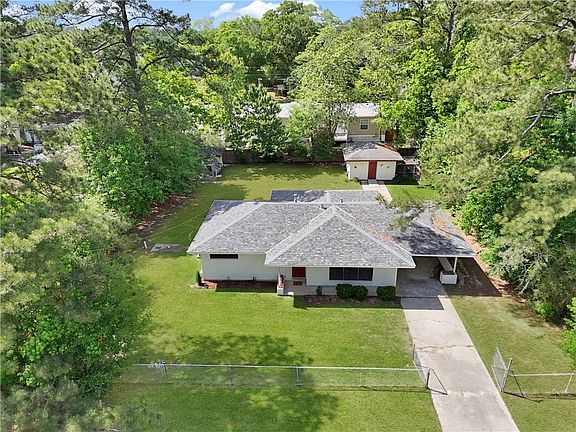 2nd image of 40737 Hayes Rd