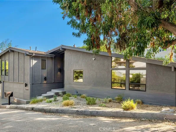 22250 Capulin Ct, Woodland Hills, CA 91364