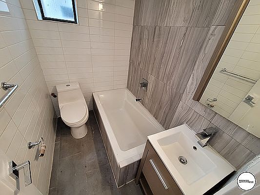 4th image of 87 Vermilyea Ave #Basement