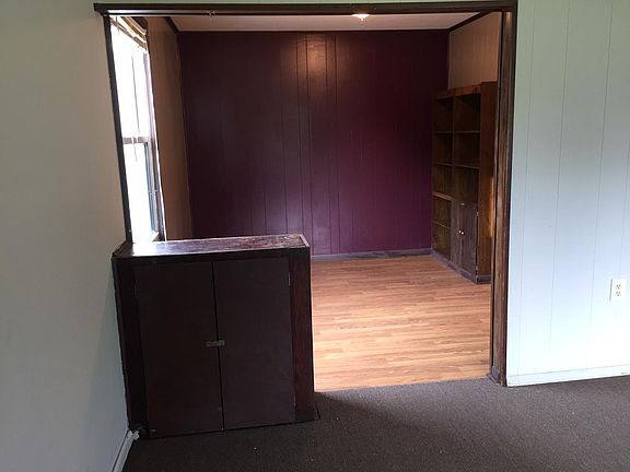 4th image of 1646 Marsdale Ave