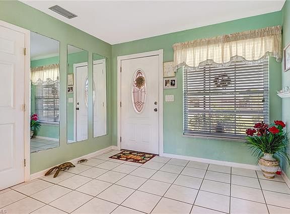Home For Sale In Cape Coral