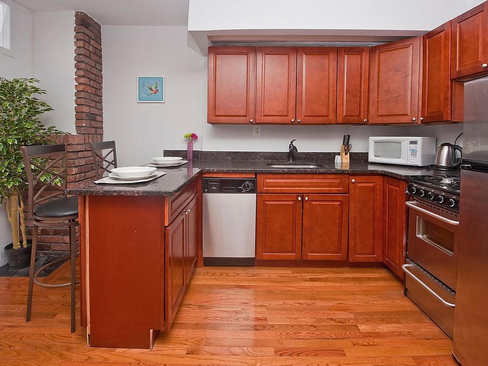 1st image of 247 E 33rd St APT 3D