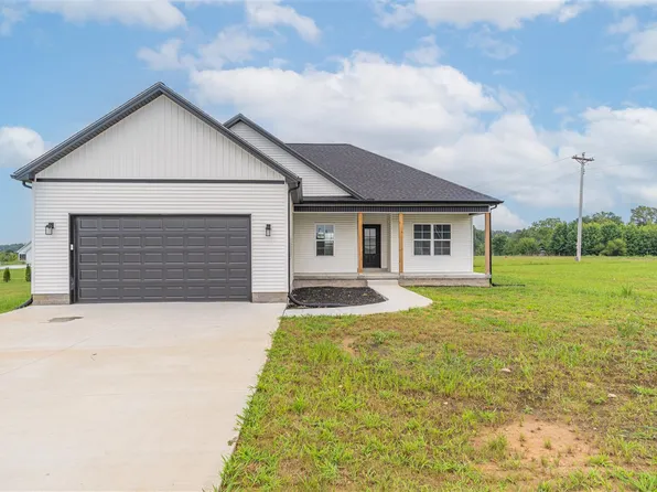 75 Greenbriar Ln, Smiths Grove, KY 42171