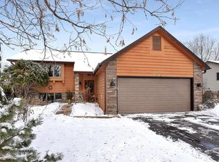 9595 206th St W, Lakeville, MN 55044