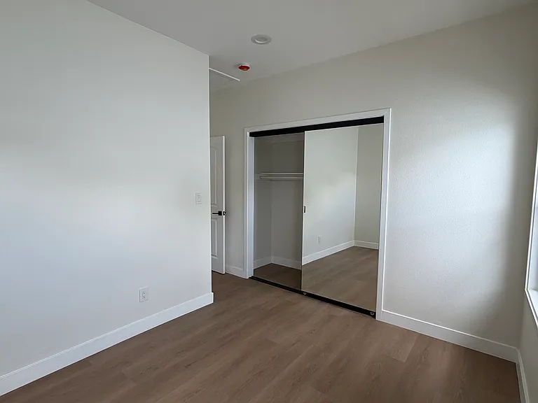 1608B S Songish St — Photo 12