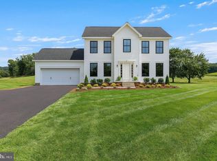 73 Eagle Ln #4, Hanover, PA 17331