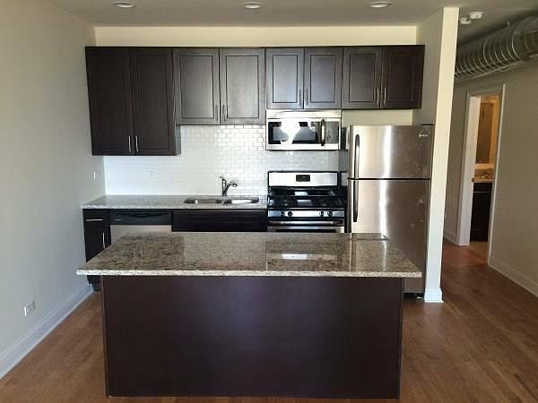 1st image of 2042 W North Ave #406