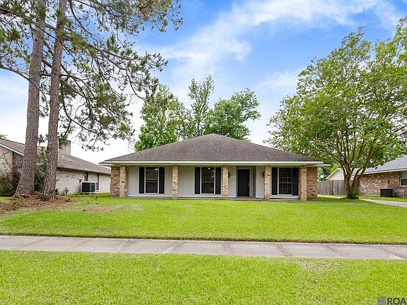 3rd image of 13848 Cypress Ridge Ave